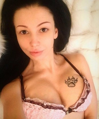 Только у меня ты сможешь окунуться в мир наслаждения и удовольствия. ✨
Я искусная спутница, которая заботится о твоих желаниях и сделает все, чтобы ты почувствовал себя дорогим и желанным. Мои услуги направлены на удовлетворение твоих самых сокровенных фантазий. 💋
Я гарантирую вам высококлассный сервис, комфорт и конфиденциальность. Также у меня превосходный слух и дар общения, поэтому со мной тебе не будет скучно. 💫
Мои фото настоящие и без ретуши, для того чтобы ты смог оценить мою естественную красоту. Обзоры моих клиентов говорят сами за себя - я знаю, как удивить и порадовать. 😍
Так что, готов забыть о реальности и погрузиться в мир блаженства со мной? Звони, и я открою тебе двери в рай. ✨ Анжела